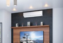 Why 3D Failed: A Warning for Future Tech lounge, tv, couch-5555652.jpg