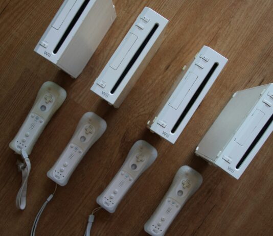 How the Nintendo Wii Captured an Untapped Market: Old People a group of four nintendo wii game controllers
